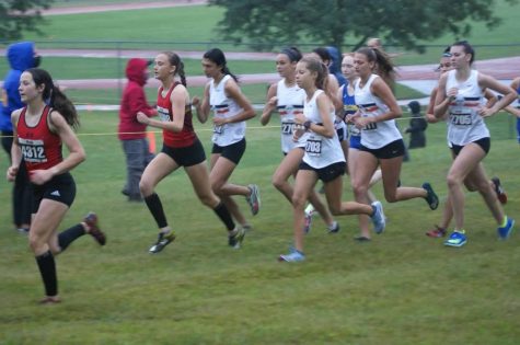 WWS Girls Cross Country Team Bring Home a Victory